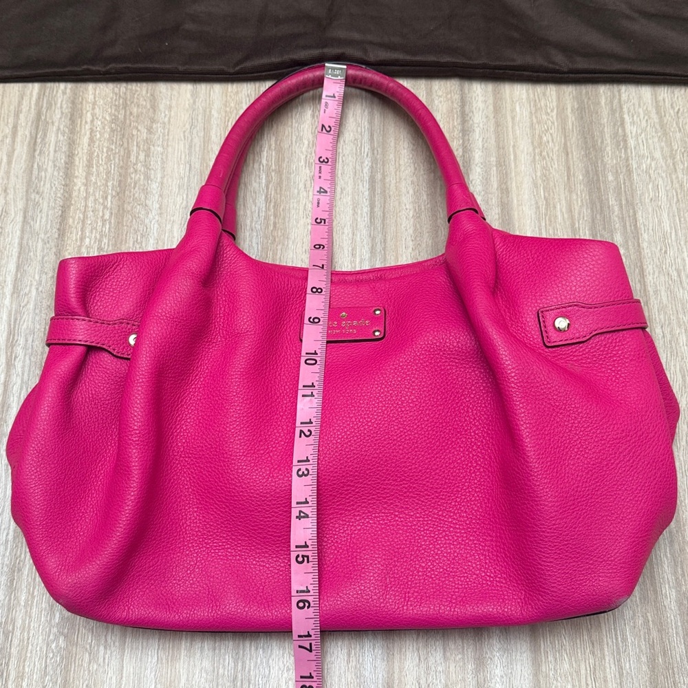 Kate Spade Berkshire Road Stevie Satchel in a hot pink (magenta) pebbled leather - Picture 12 of 13